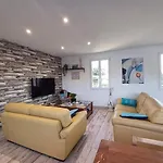 Spacieuse Avec Piscine Privée à L'île-d'yeu – 150 M² Ile d'Yeu